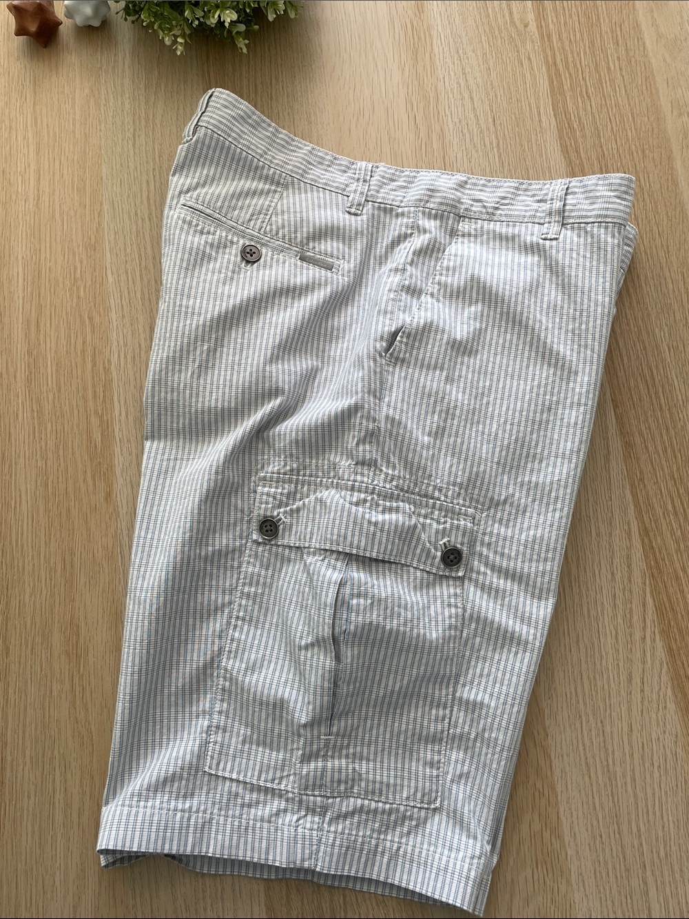 Calvin Klein White & Light Gray Striped Cargo Shorts